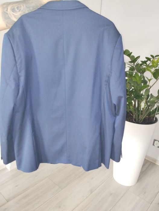 Garnitur męski ciemno-niebieski