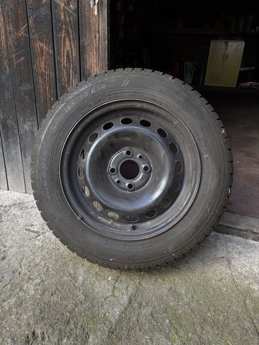4 opony Kormoran zimowe z felgami 165/70/R14