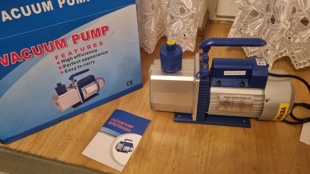 Pompa próżniowa Vevor dwustopniowa duża  1km 9cfm 0,3 Pa