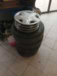Komplet kół 14 175/65 R14 Toyota 4x100 kołpaki