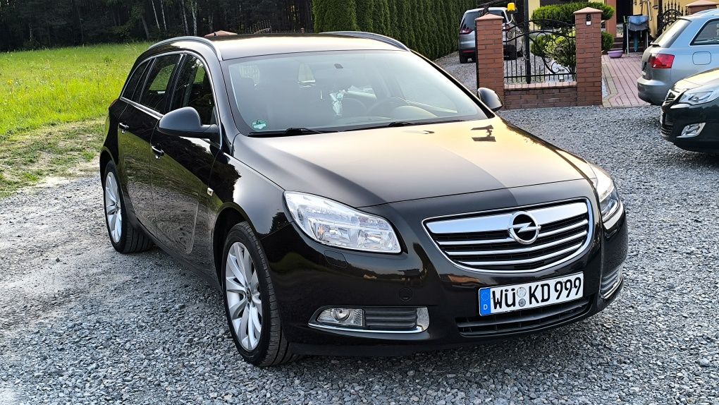 ///Opel Insignia 2,0 CDTI