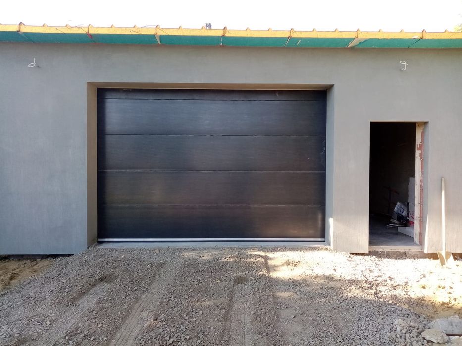 Brama garażowa  segmentowa