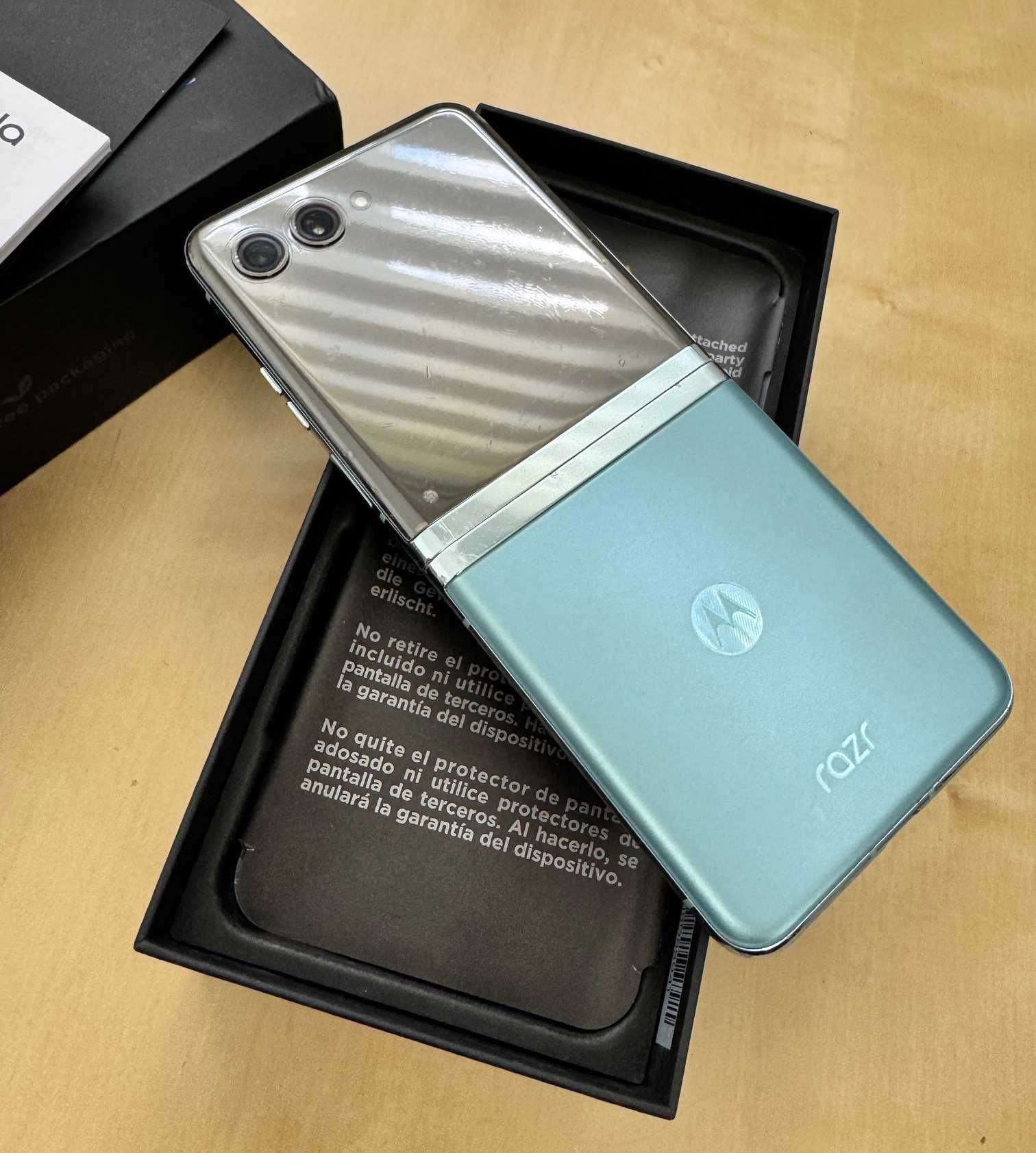 Motorola RAZR 40 Ultra - na części