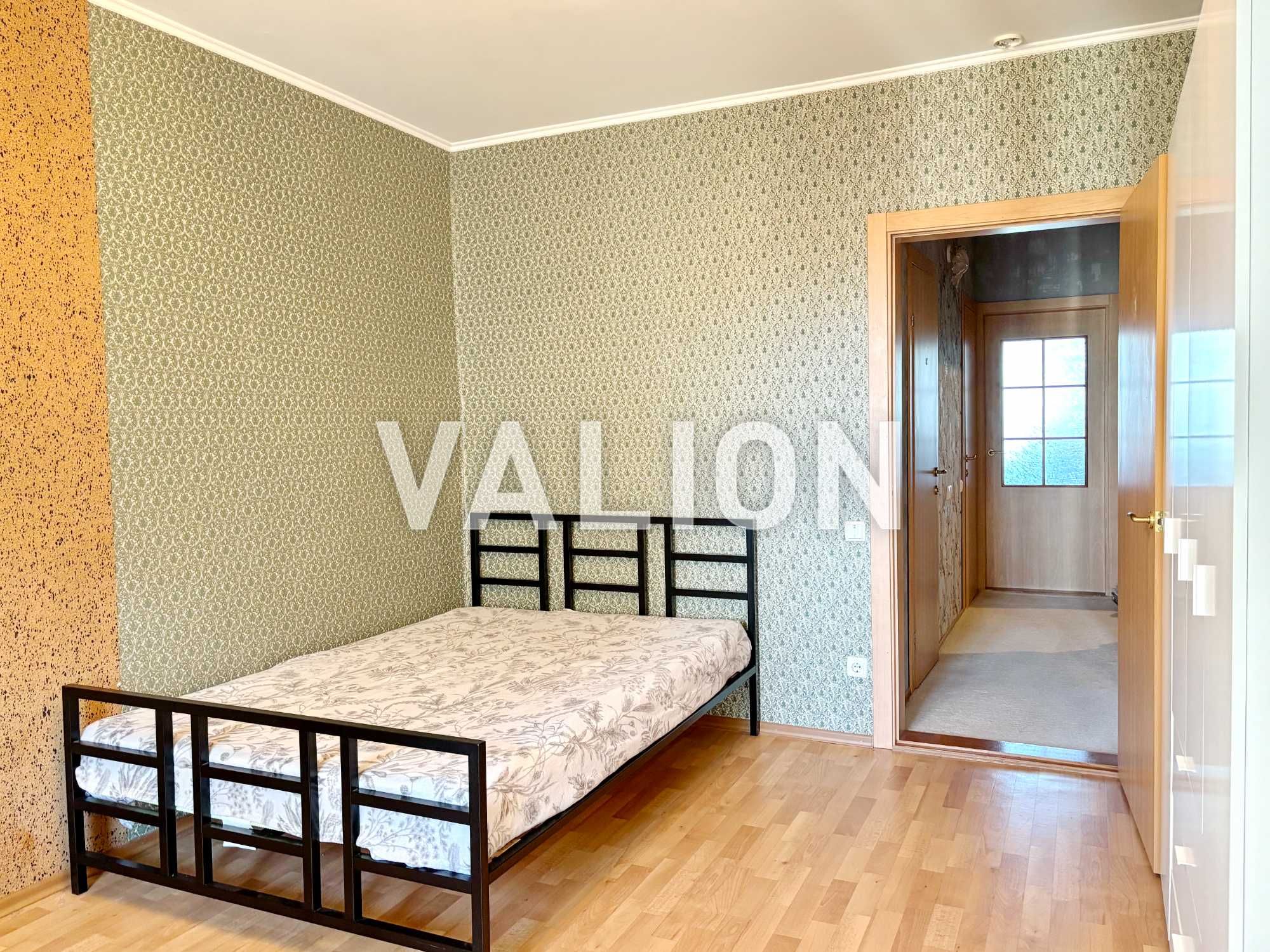 Продаж 3-к. квартири, вул. Олевська,7, ст.м. Академмістечко. Без %