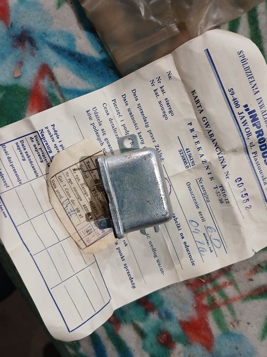 Przekaźnik ładowania T5230 12V do fiata 125p