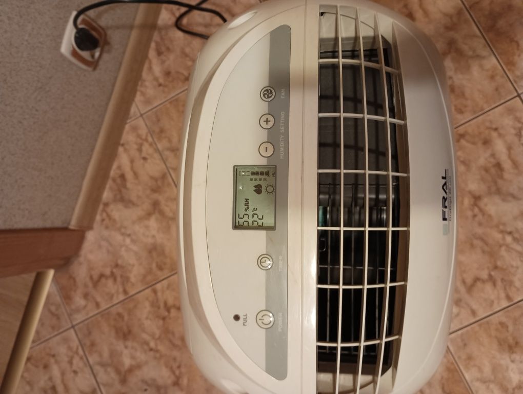 Osuszacz powietrza Fral Dry Digit 20 LCD