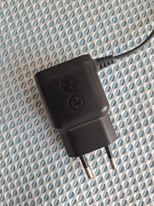 Carregador Philips HQ8505 15V 5,4W - Para máquina de barbear