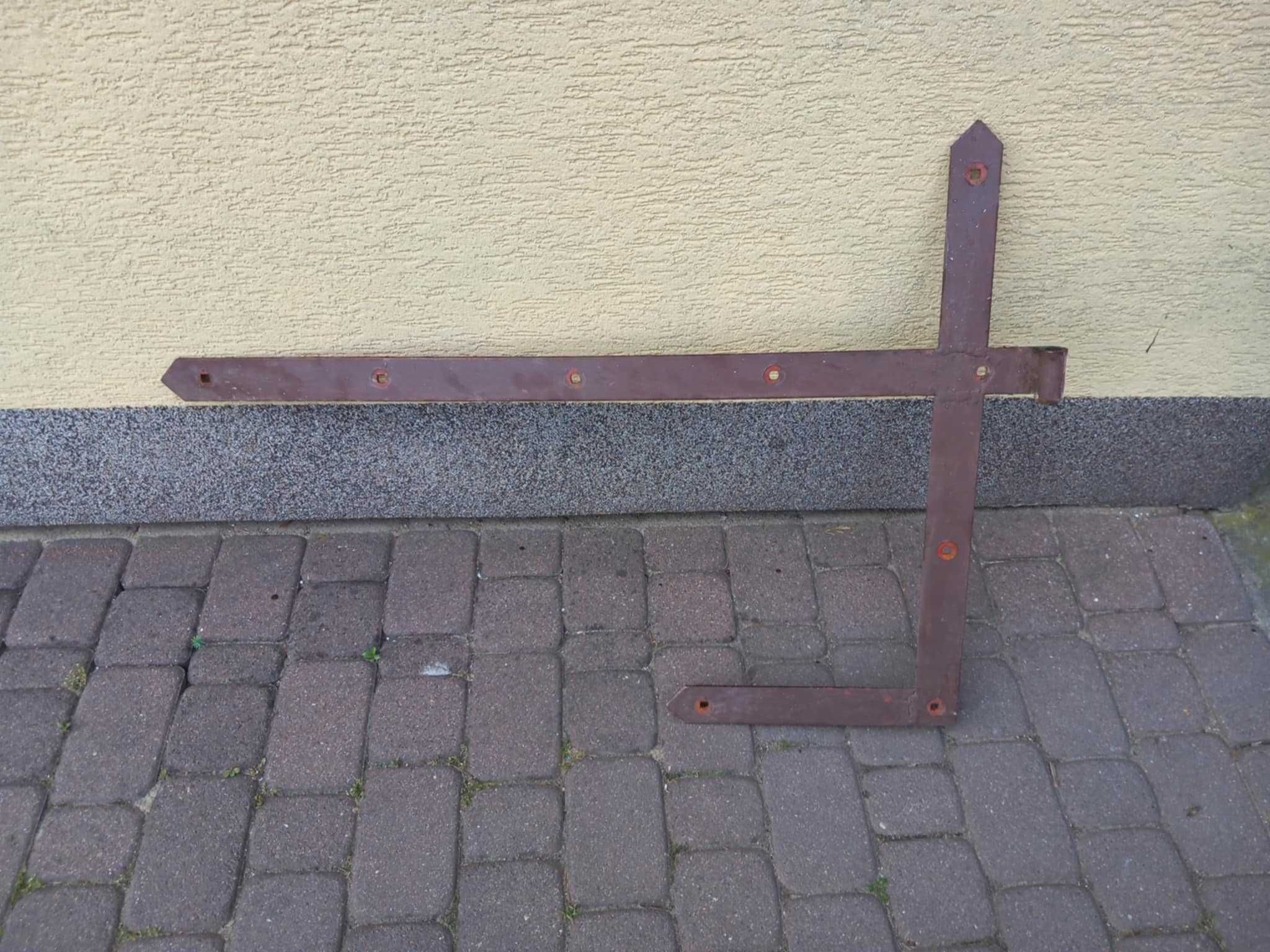 okucia metalowe do drzwi, stodoły