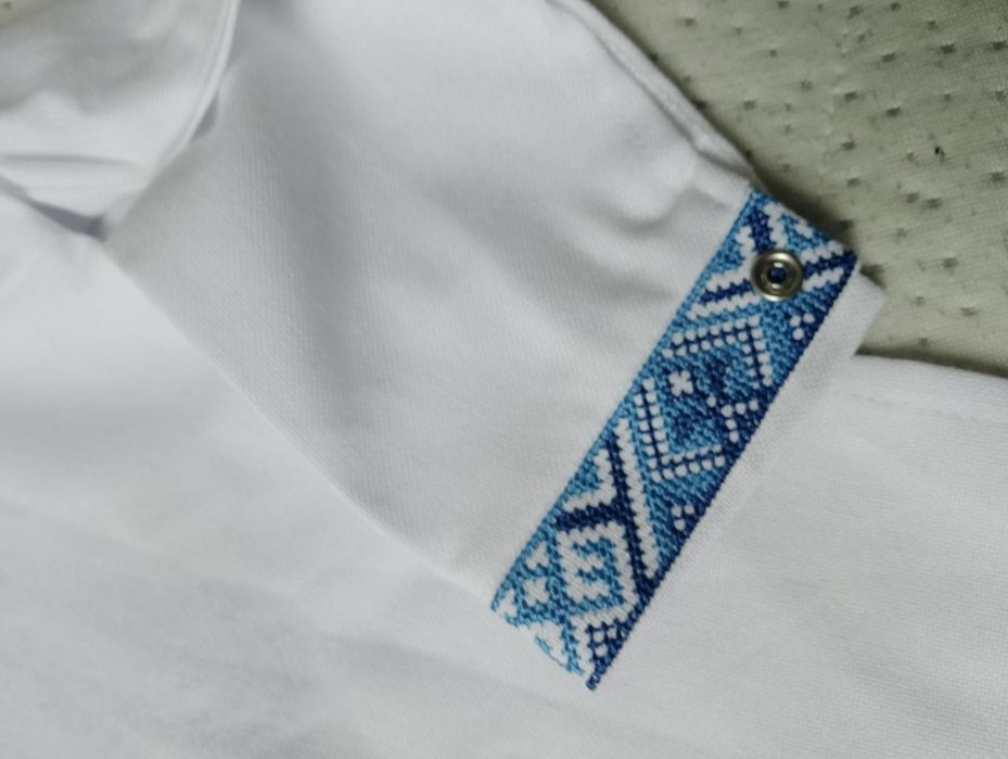 Haftowana koszula 110