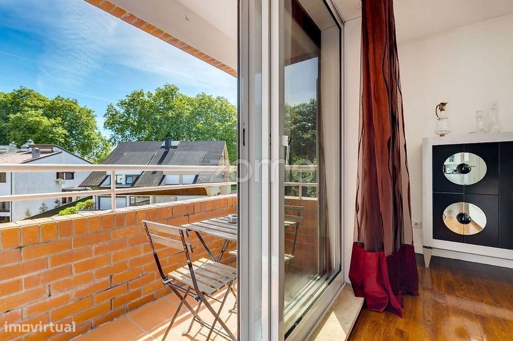 Apartamento T4+1 Triplex com Terraço e Garagem | Senhora da Hora