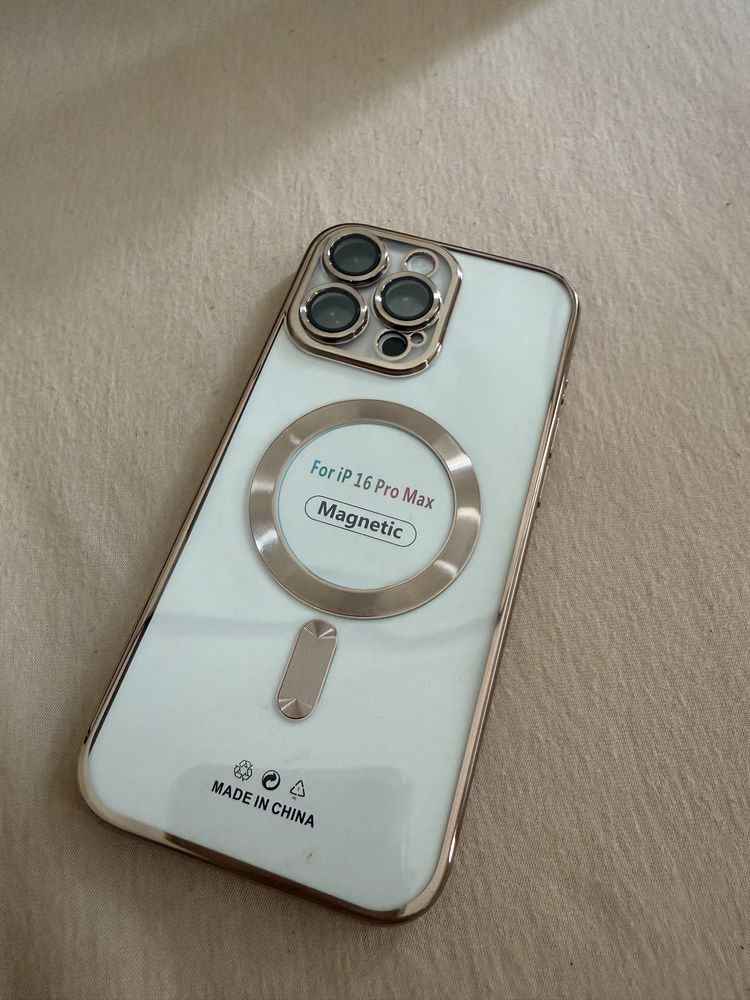 Nowy case iPhone 16 pro max