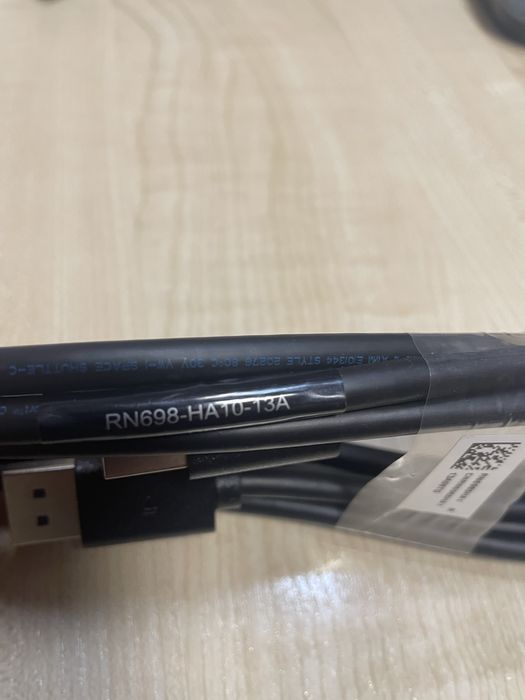 Кабель DisplayPort – DisplayPort 1,8м