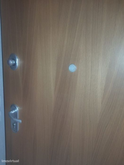 1º andar Barreiro todo remodelado cozinha equipada