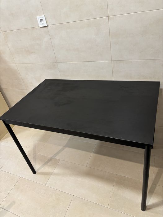 Mesa Cozinha + 2 cadeiras