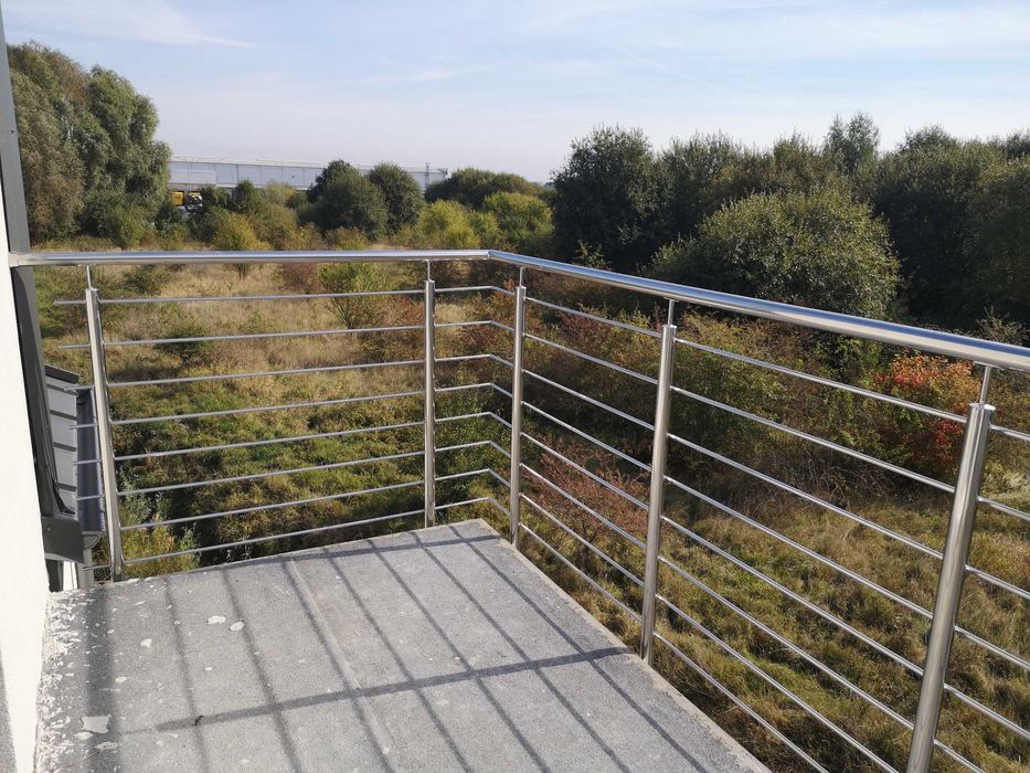 Piętro domu z poddaszem 118,52m2(oddzielne 2 mieszkania)ogródek -2%PCC