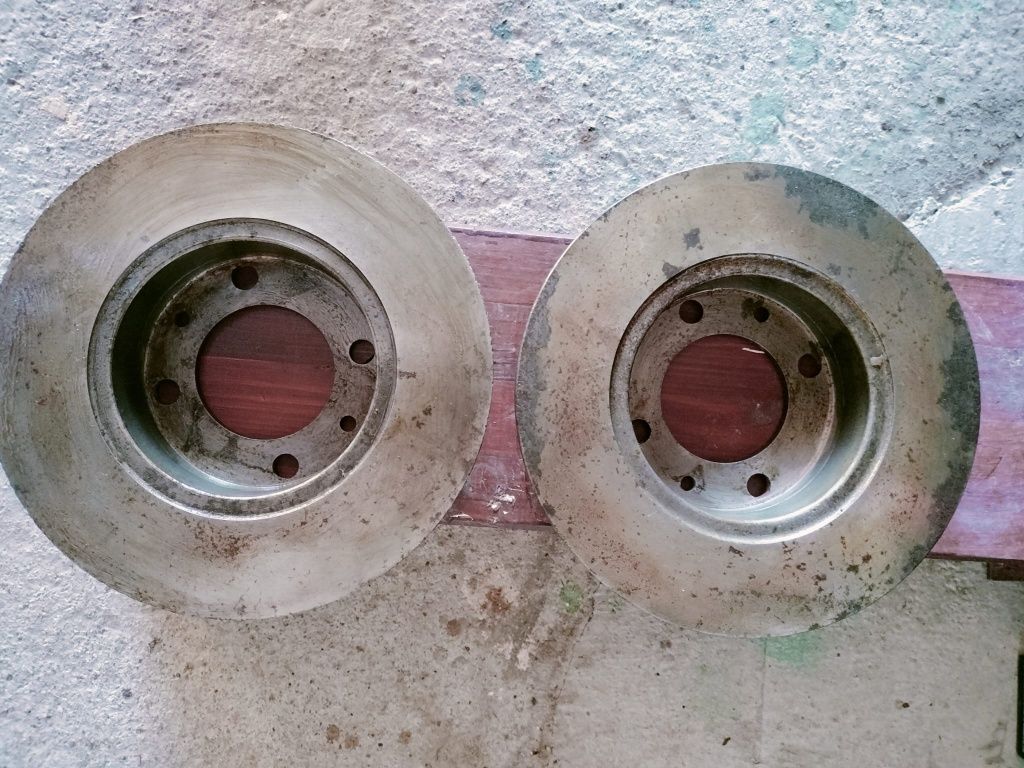 Tarcze fiat 125p, polonez nowe
