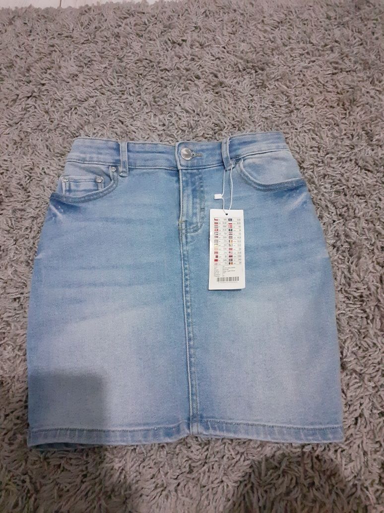 Nowa spodniczka jeans r.34