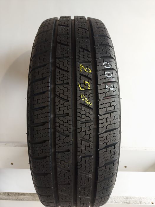 Opona pojedyncza 205/65/15 C Pirelli Carrier 9mm