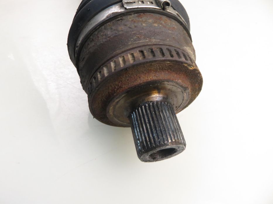 Półoś Prawa Przednia Vw Passat B5 Fl 2.5 Tdi 4motion