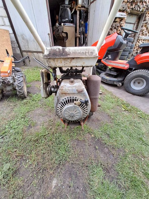 Dzik/ HAKO Traktorek jednosiowy kosiarka listwowa   Variette