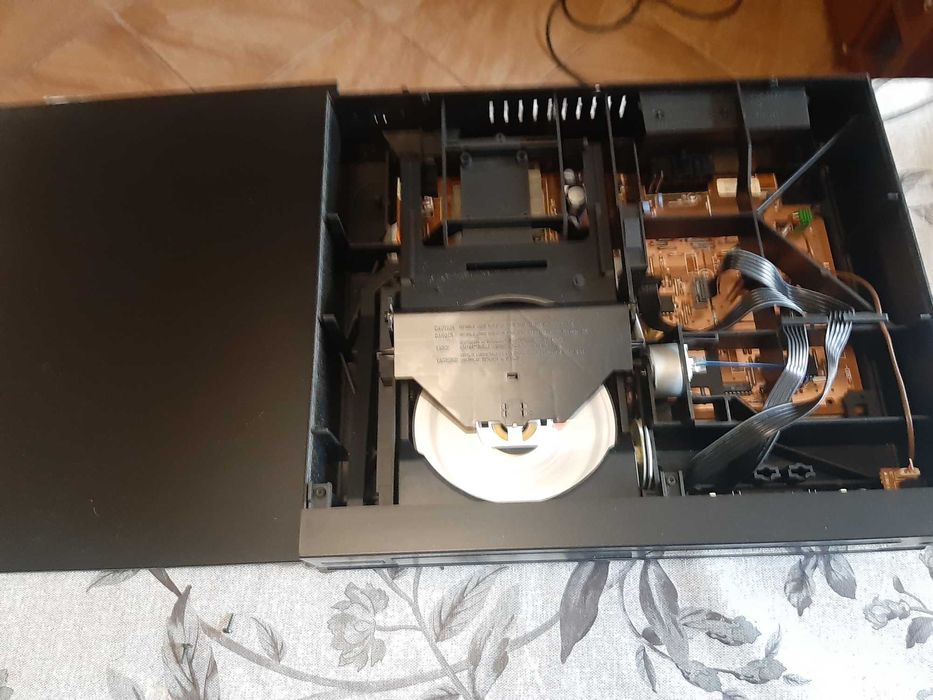 Odtwarzacz Grundig CD3000