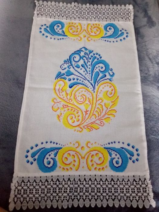 Рушник хрестиком на паску