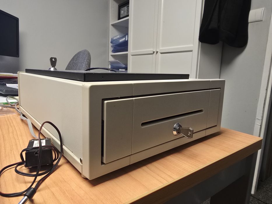 Szuflada kasowa elzab gamma A22 zestaw z dodatkowa kaseta i przystawką