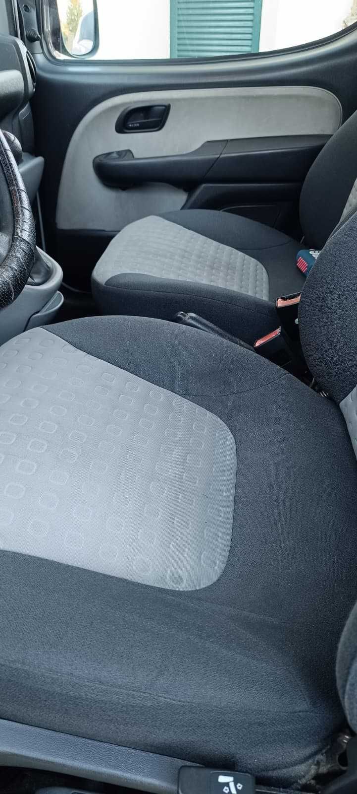 Fiat Doblo Combi 1.3 Multijet 5L Diesel