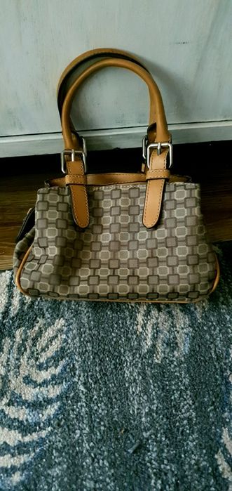 Mała torebka do ręki Nine West