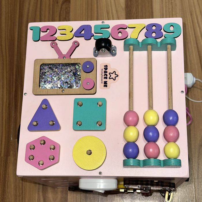 Бізікуб деревʼяний (Space me) зі світлом розмір 25*25*25