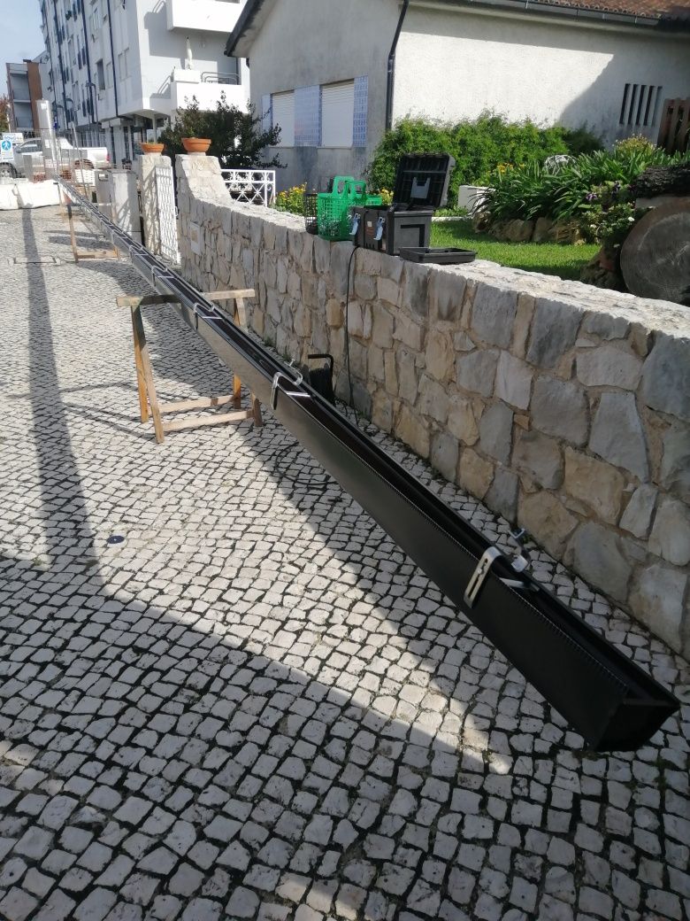Limpeza de caleiras e algerozes