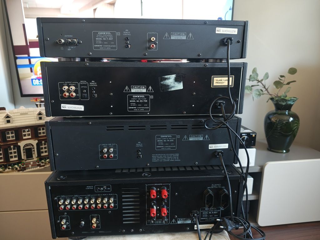 Onkyo Integra A807, Onkyo TA205, Onkyo DX 706, Onkyo T407 piloty