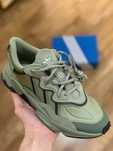 Adidas original ozweego novos 44 verdes escuros