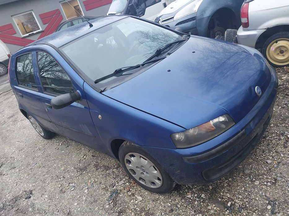 Posiadam czesci fiat punto 2   1.2 8v   5d