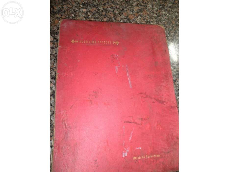 Melómanos-partituras antigas, algumas manuscritas