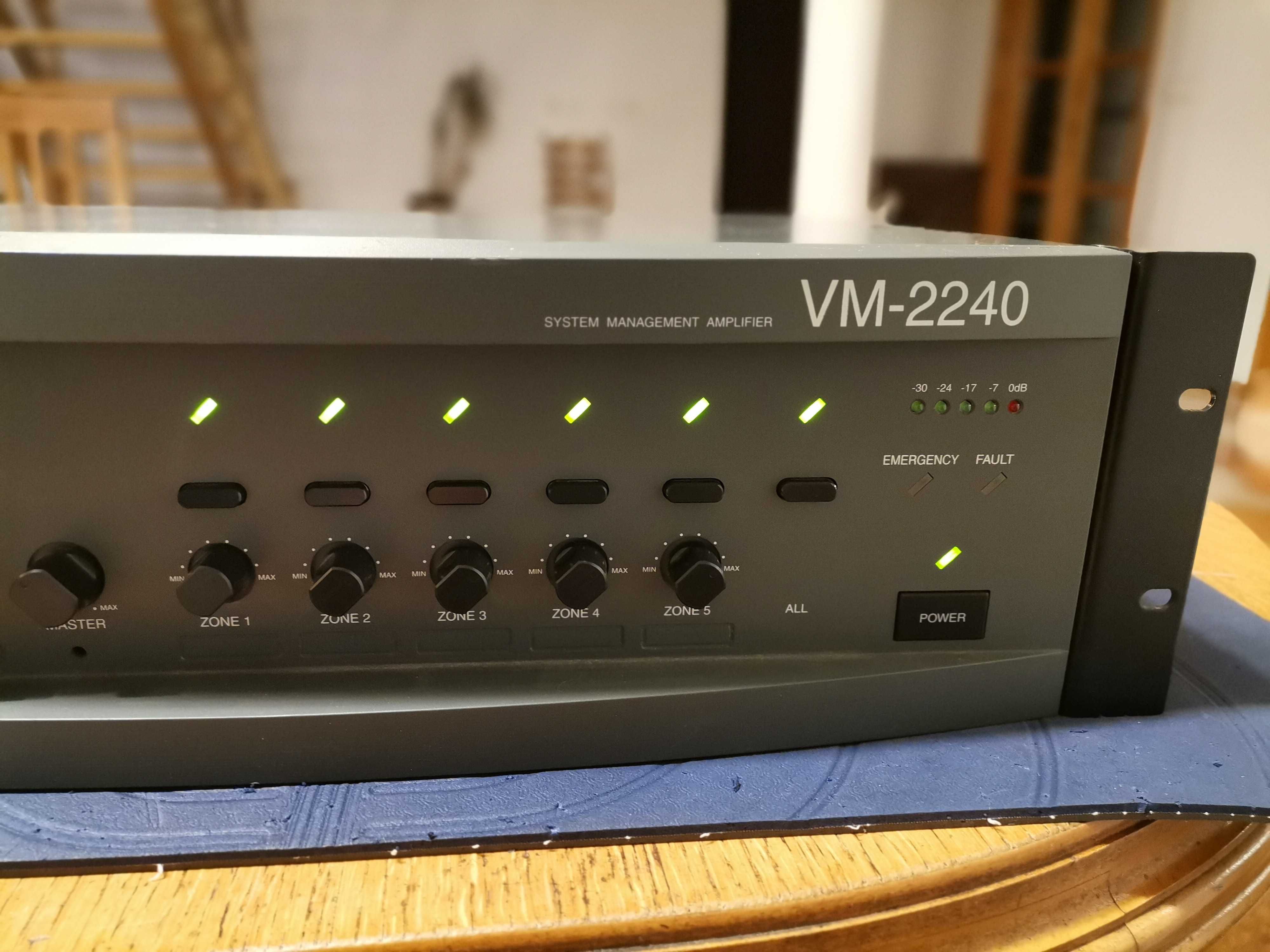 TOA VM-2240 wzmacniacz centralny