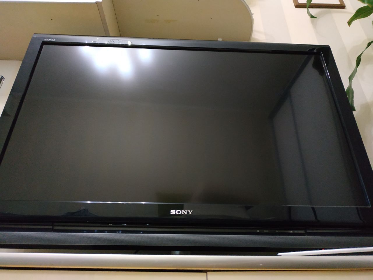 Телевізор плаский Sony Bravia KDL-46V4000 телевизор с плоским экраном