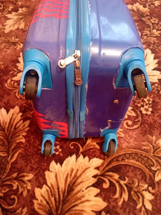 Продам валізу дитячу Маквін