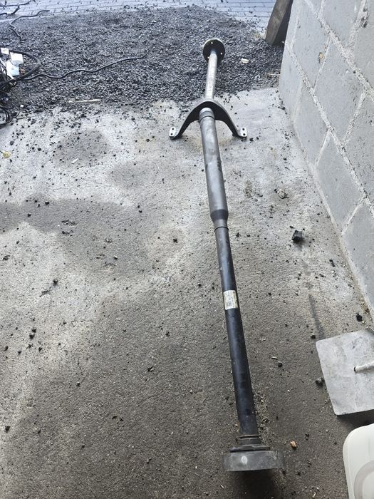 Wał korbowy napęd tył passat b8 tiguan seat skoda Volkswagen mqb