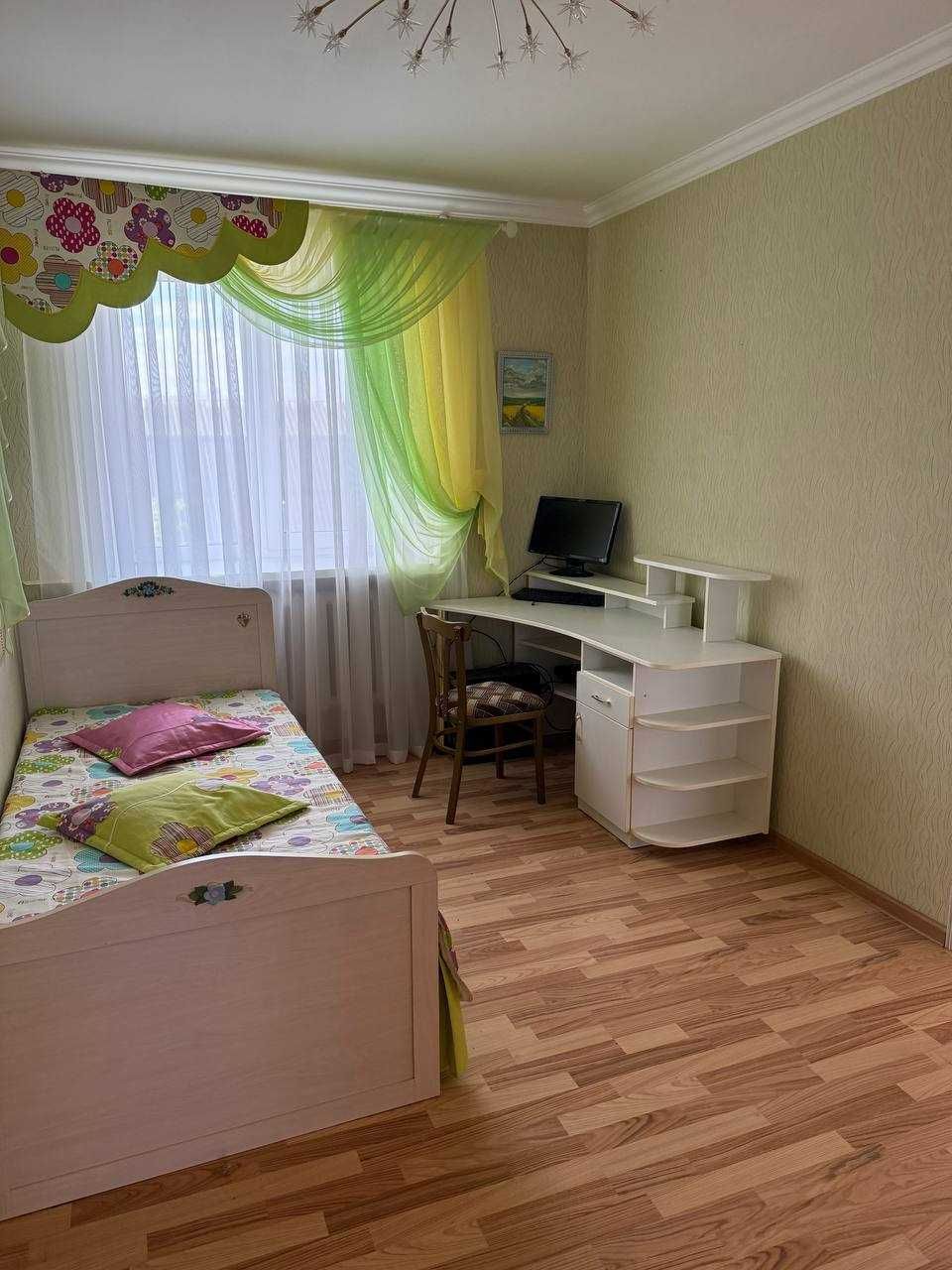 Продаж ДВОХПОВЕРХОВОЇ квартири Пирогівці 117,7 м кв