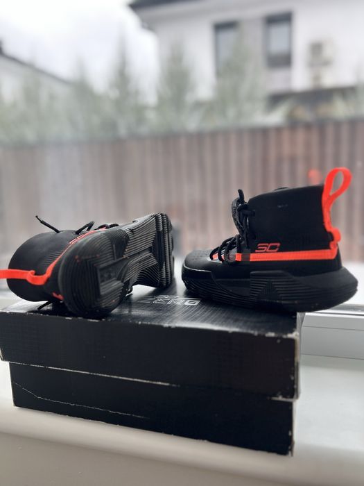 Кросівки Ander Armour 37,5