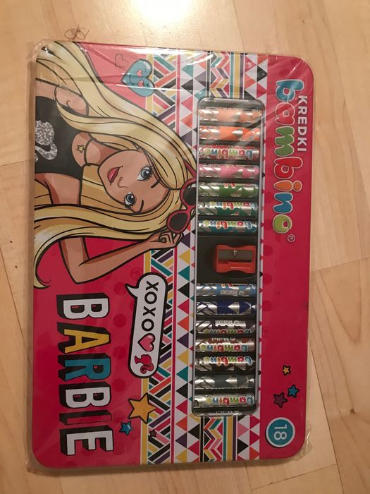 Barbie kredki  Bambino kolekcjonerskie 18 kolorów metalowe opakowanie