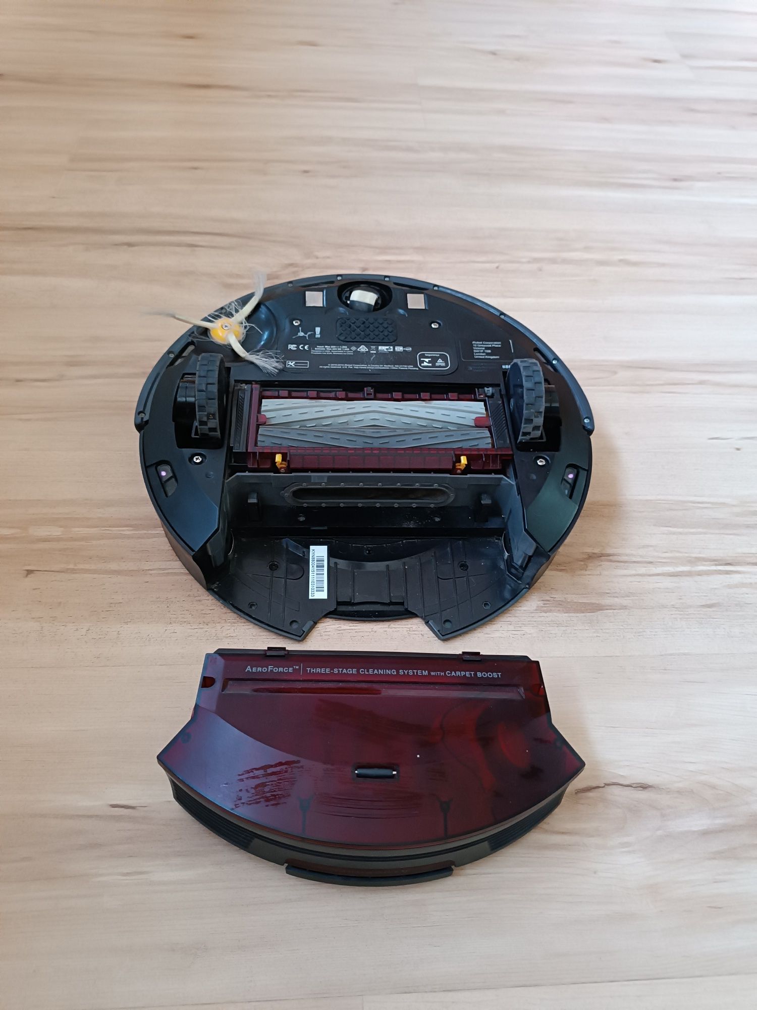 Robot sprzątający roombo