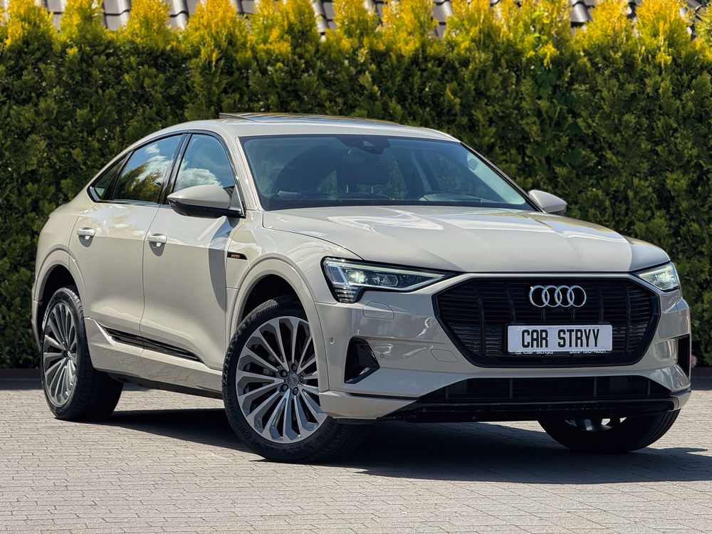 AUDI e‑tron 2020 • 71 кВт·год • 136 тис. км • ТОП-КОМПЛЕКТАЦІЯ!