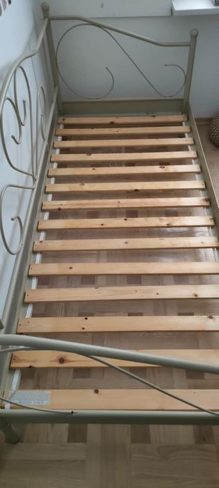 Łóżko Ringe Jysk 90x200 rama i spód