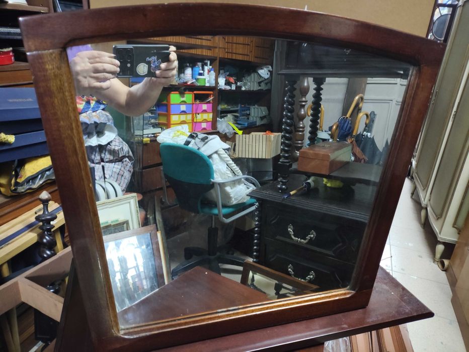 Varios Espelhos com moldura em madeira Vintage