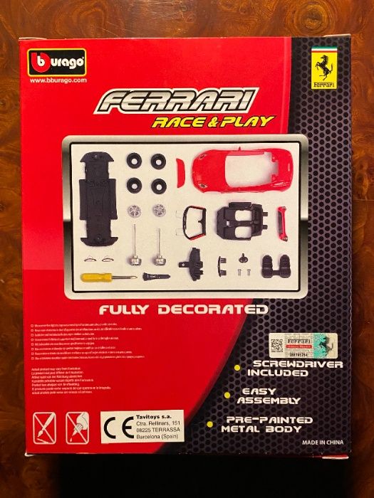 Ferrari California - Carro de Coleção (Bburago)