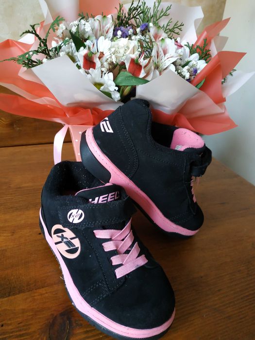 Дитячі рожево-чорні кросівки на роликах - це просто пожежа 31 р_18 см