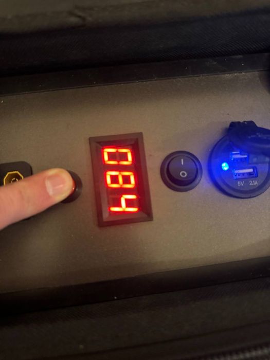 Зарядна станція -50%