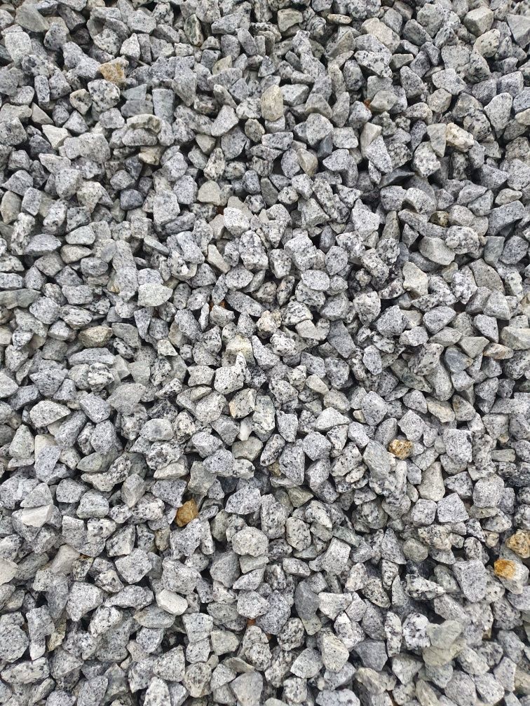 Kamień ozdony bazalt otoczak granit cappuccino biała marianna